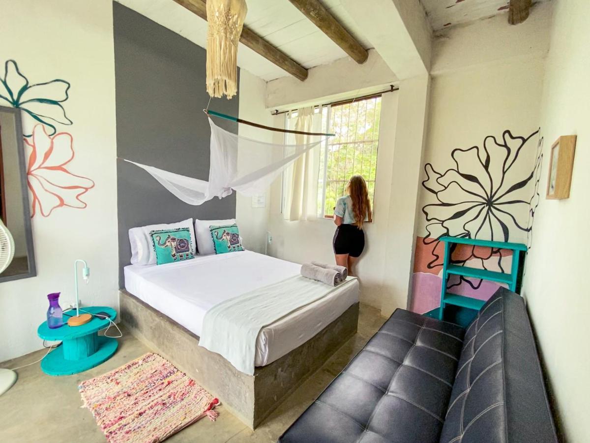 Freesoul Hostel パロミノ エクステリア 写真